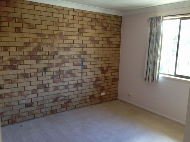 14-13 Blackwood Road, Logan Central QLD 4114