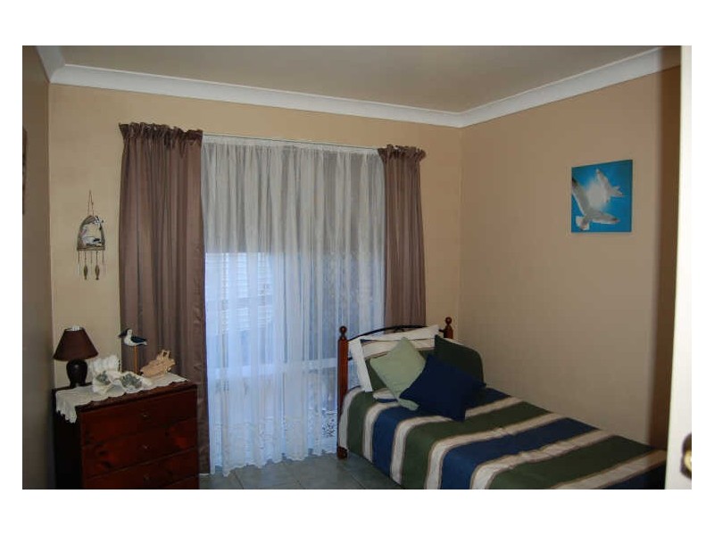 34 Winifred Street, Kingston QLD 4114