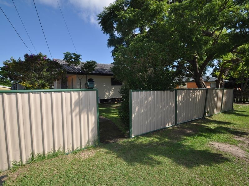 7 Avoca Street, Woodridge QLD 4114