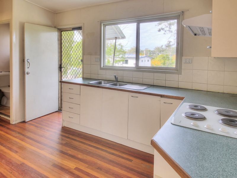 6 Oakland Avenue, Woodridge QLD 4114