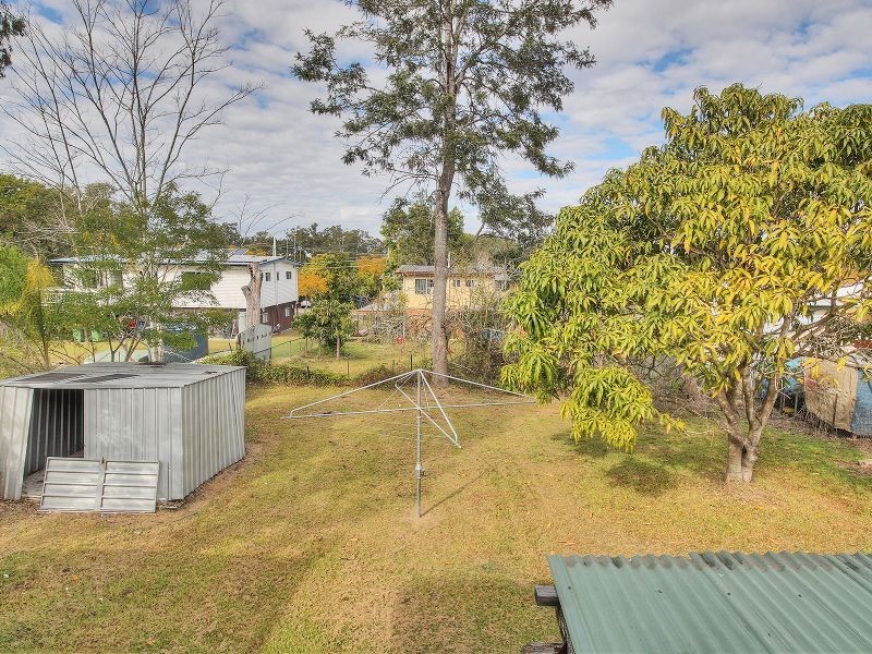 6 Oakland Avenue, Woodridge QLD 4114