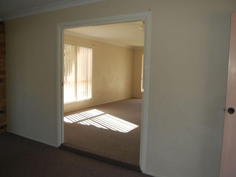 11 Avalon Street, Marsden QLD 4132