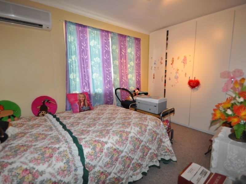 76 Juers Street, Kingston QLD 4114