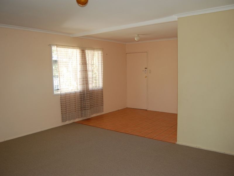 8 Candish Street, Woodridge QLD 4114