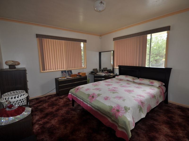 15 Ash Avenue, Woodridge QLD 4114