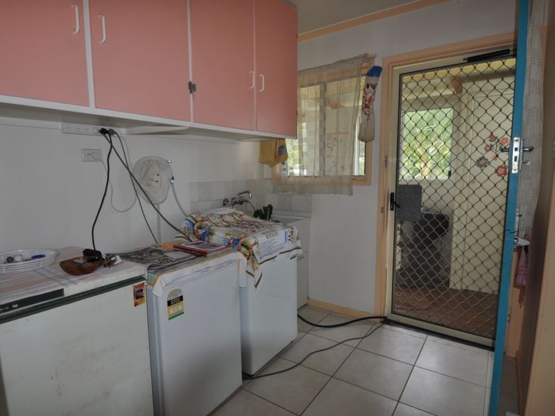 15 Ash Avenue, Woodridge QLD 4114