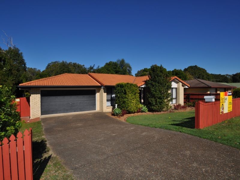 4 Riseborough Crescent, Crestmead QLD 4132