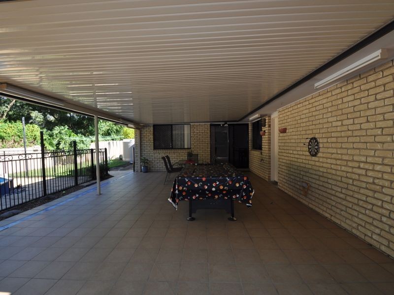 4 Riseborough Crescent, Crestmead QLD 4132