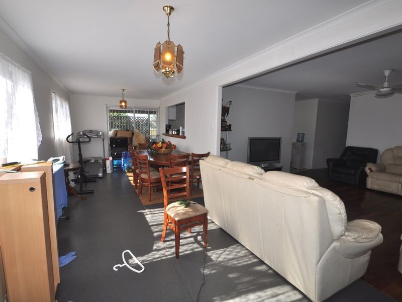 306 Kingston Rd, Slacks Creek QLD 4127