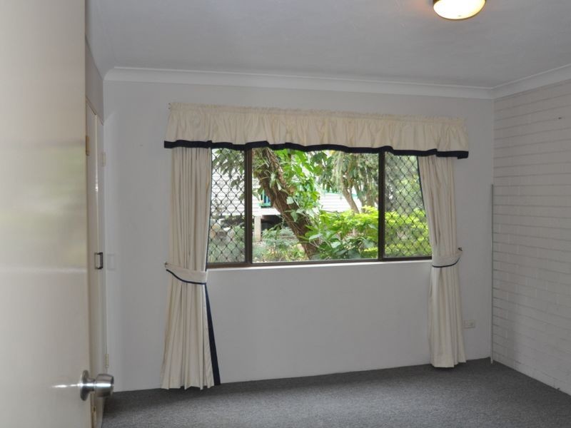 2/19 Blackwood Road, Logan Central QLD 4114
