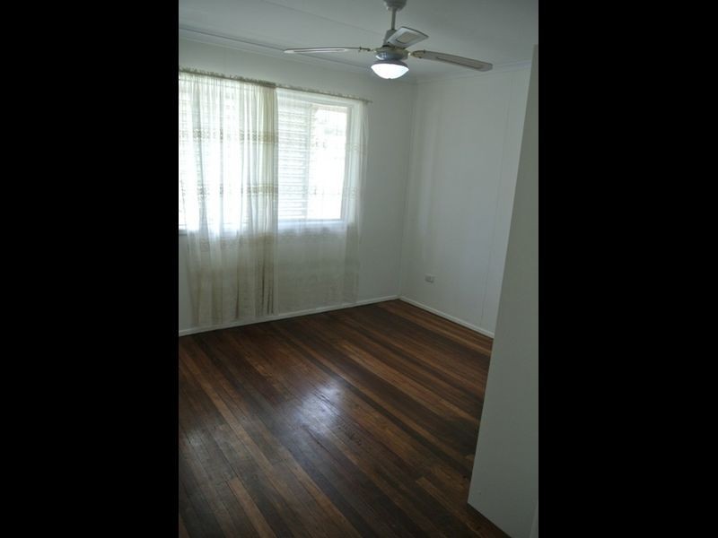 16 Dorothy Street, Woodridge QLD 4114