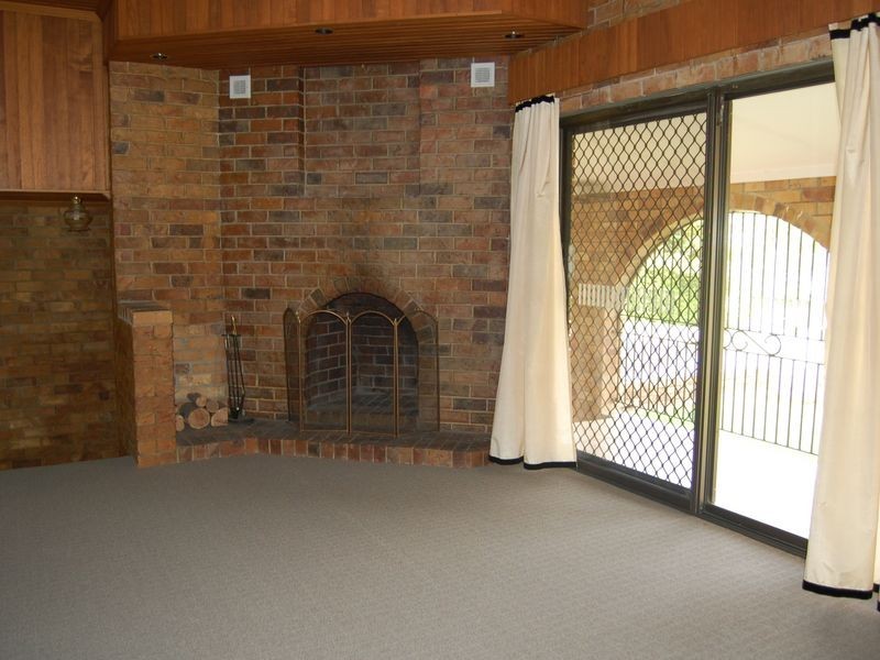 40 Wootton Crescent, Springwood QLD 4127