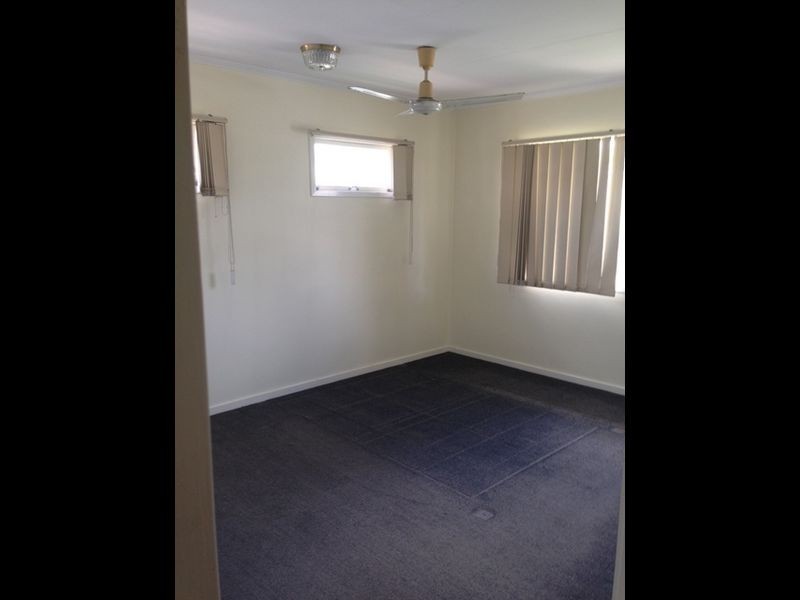 4 Marlow Street, Woodridge QLD 4114