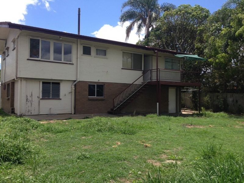 4 Marlow Street, Woodridge QLD 4114