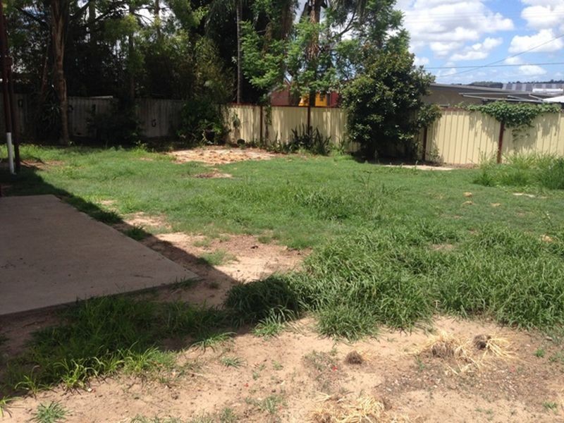 4 Marlow Street, Woodridge QLD 4114