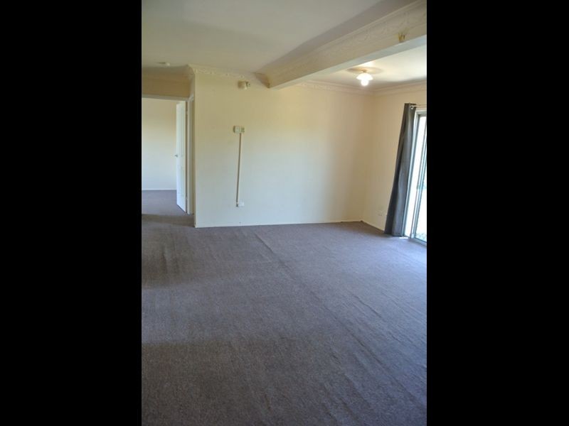 2/50 Defiance Road, Woodridge QLD 4114