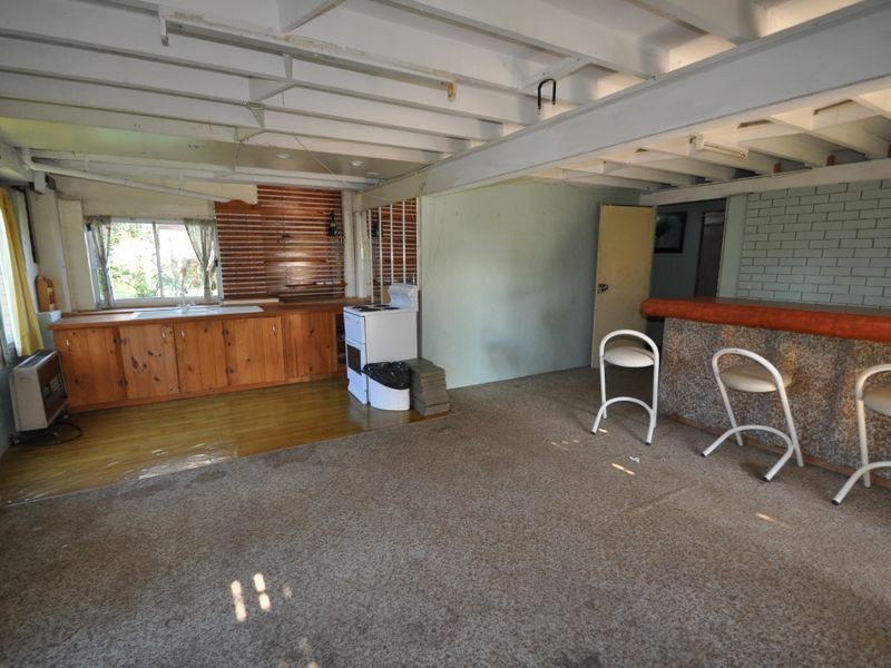 77 Monash Road, Loganlea QLD 4131