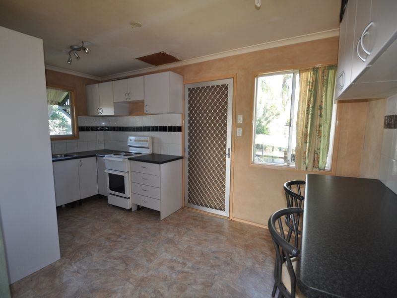 77 Monash Road, Loganlea QLD 4131