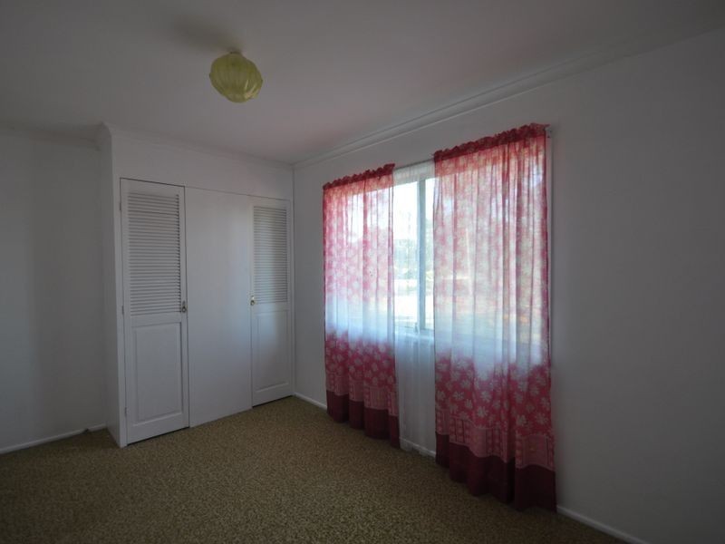 76 Charles Avenue, Logan Central QLD 4114