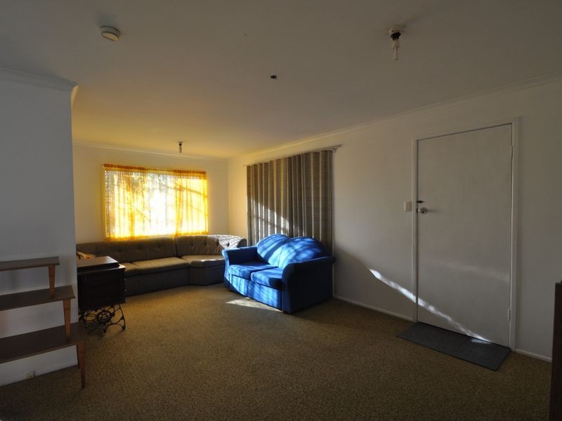 76 Charles Avenue, Logan Central QLD 4114