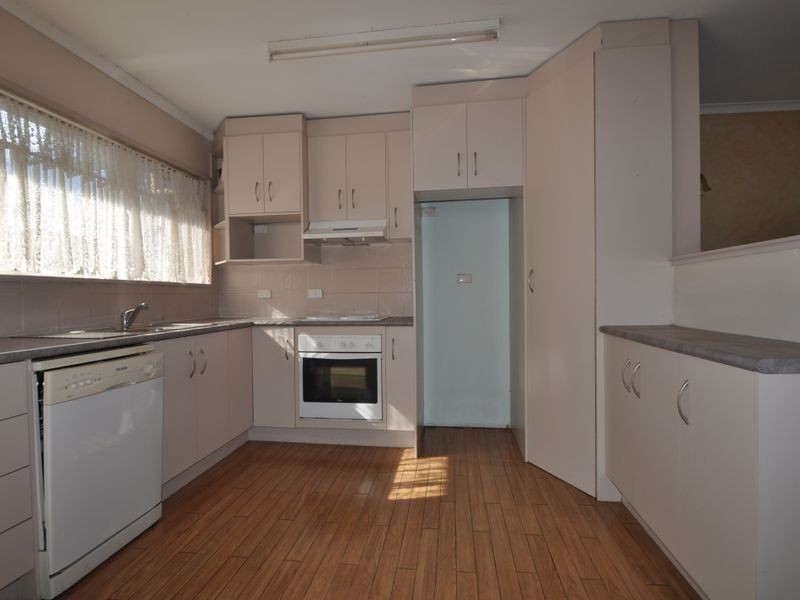 10 Henty Street, Woodridge QLD 4114