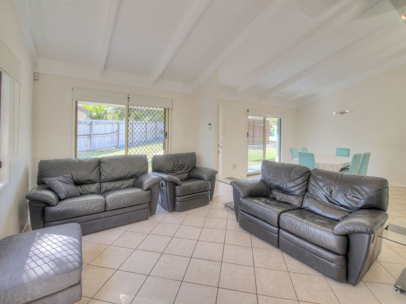 6 Campus Street, Loganlea QLD 4131