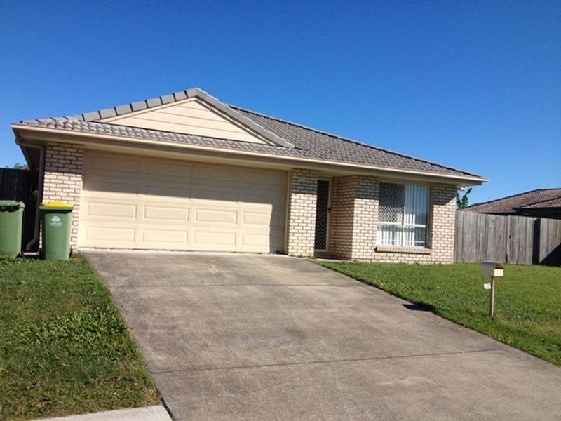 42 Fourth Ave, Marsden QLD 4132