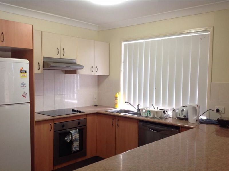 42 Fourth Ave, Marsden QLD 4132