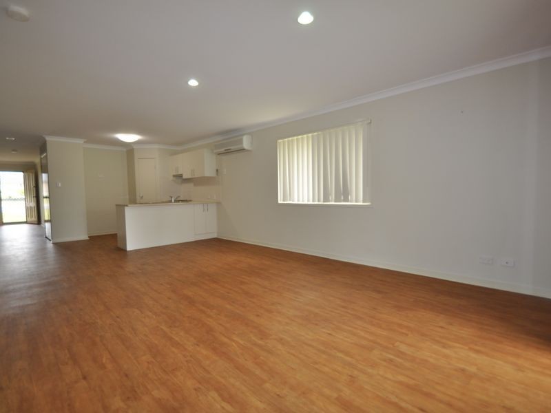 20 Crescendo Place, Crestmead QLD 4132