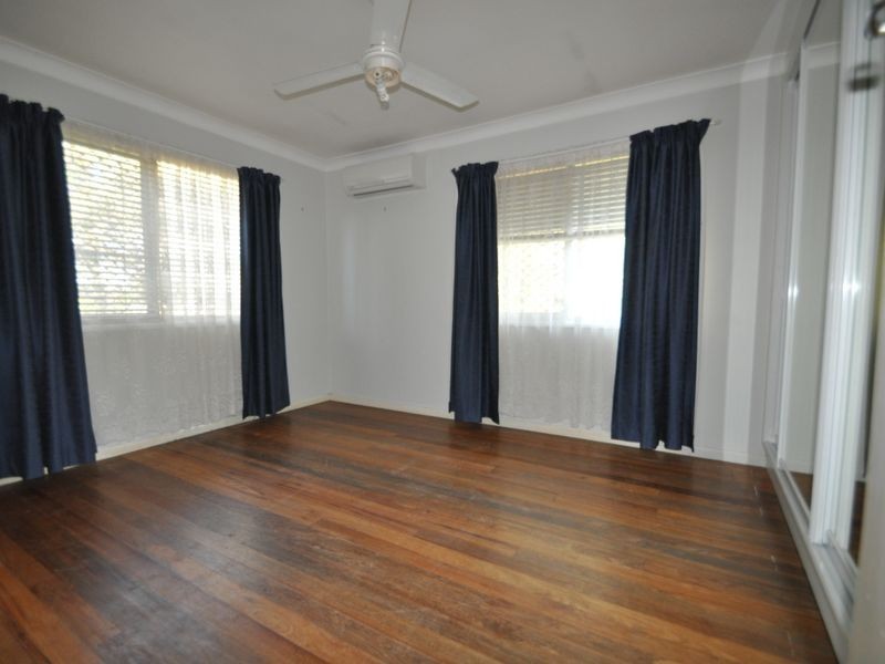 16 Clare Road, Kingston QLD 4114