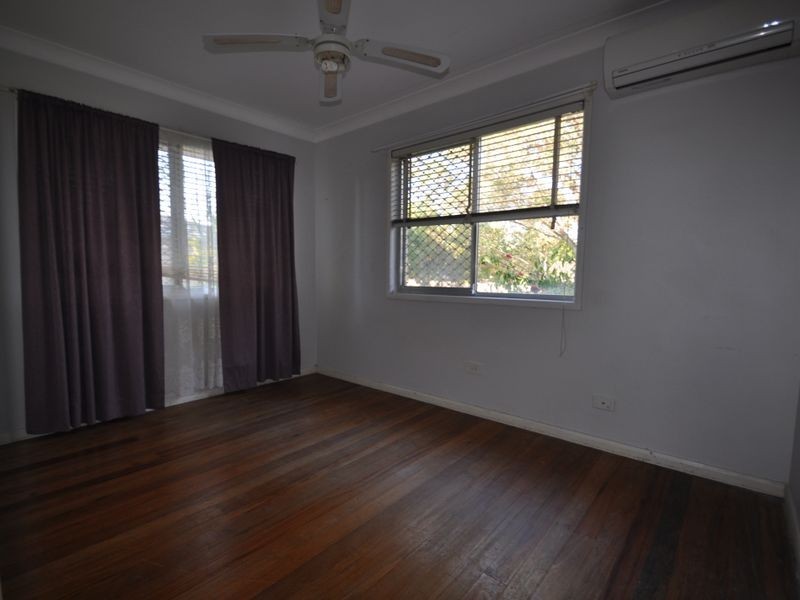 16 Clare Road, Kingston QLD 4114