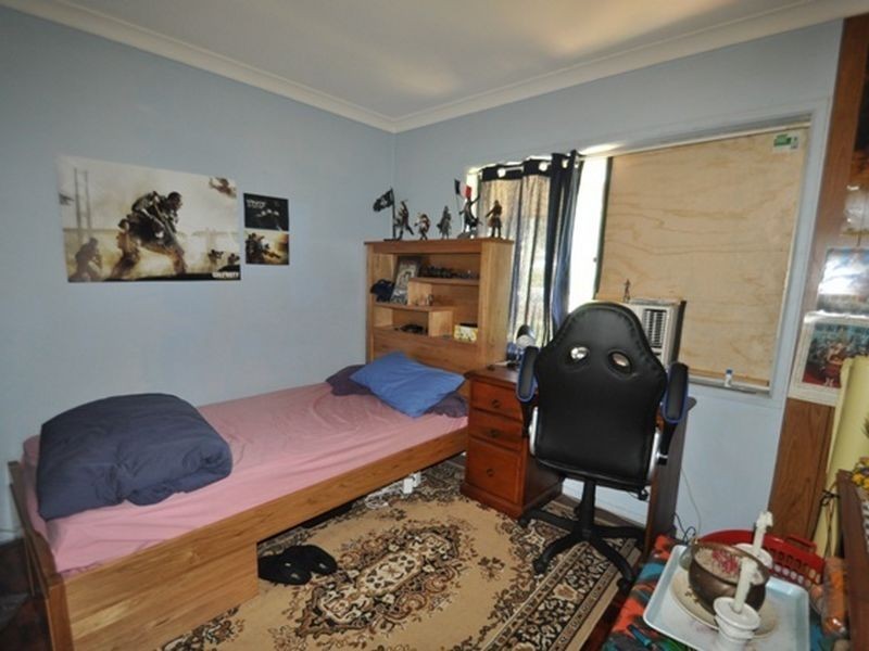 11 Laughlin Street, Kingston QLD 4114