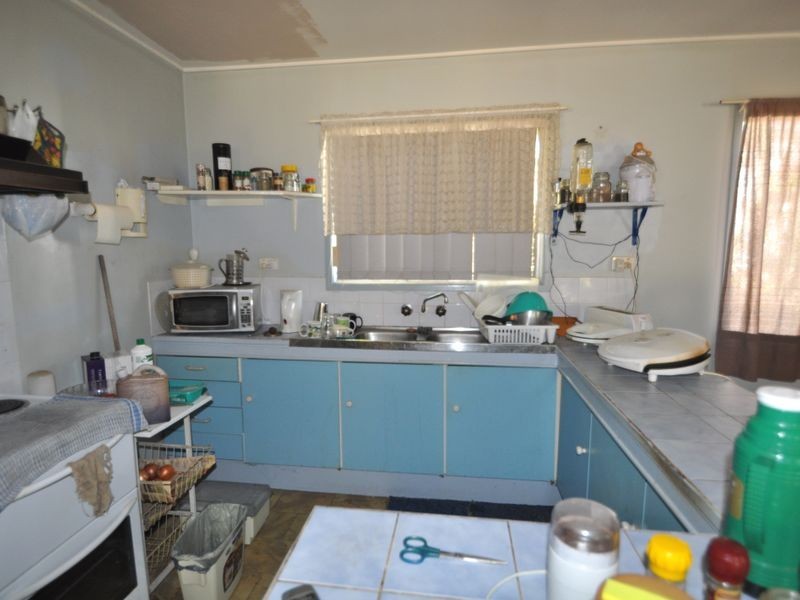 1 Sithney Street, Kingston QLD 4114