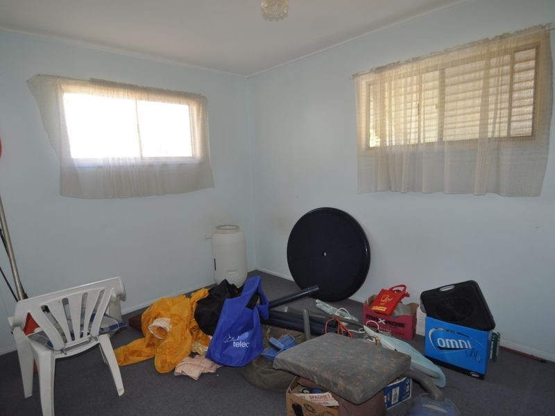 1 Sithney Street, Kingston QLD 4114