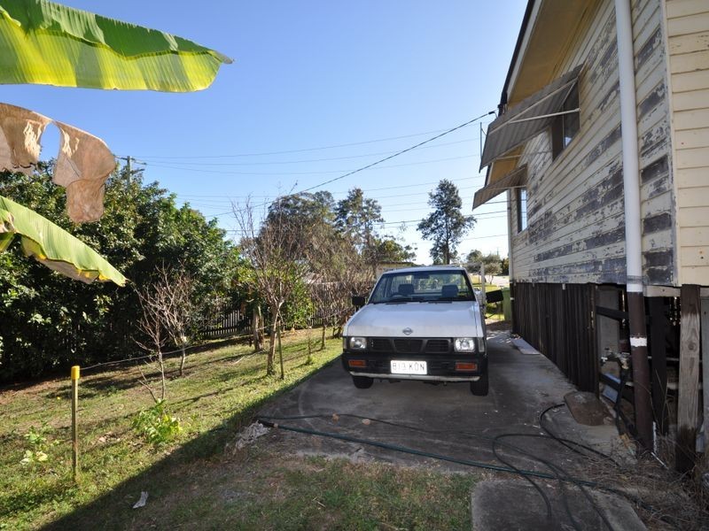 1 Sithney Street, Kingston QLD 4114