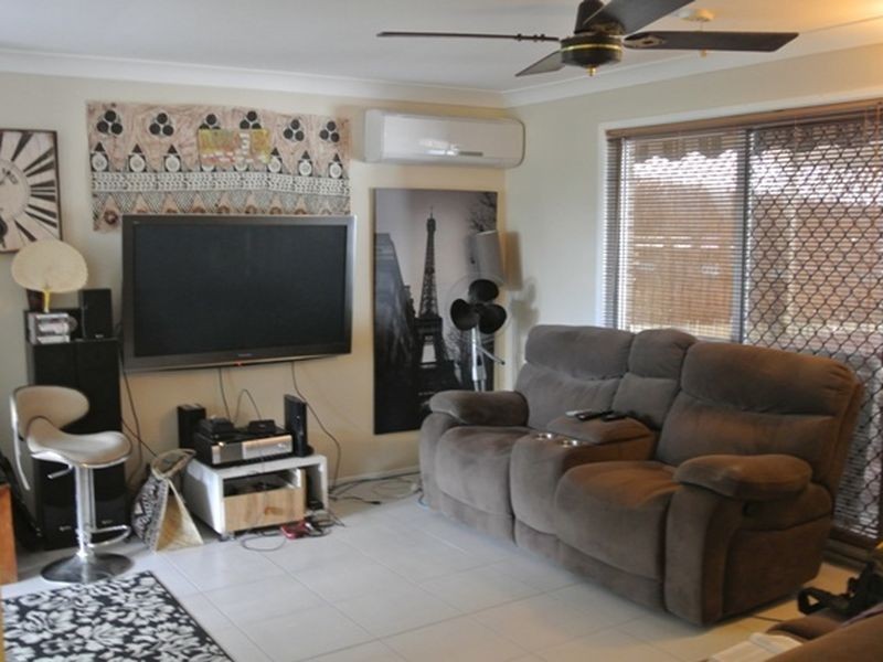 2/3 Bruce Road, Woodridge QLD 4114