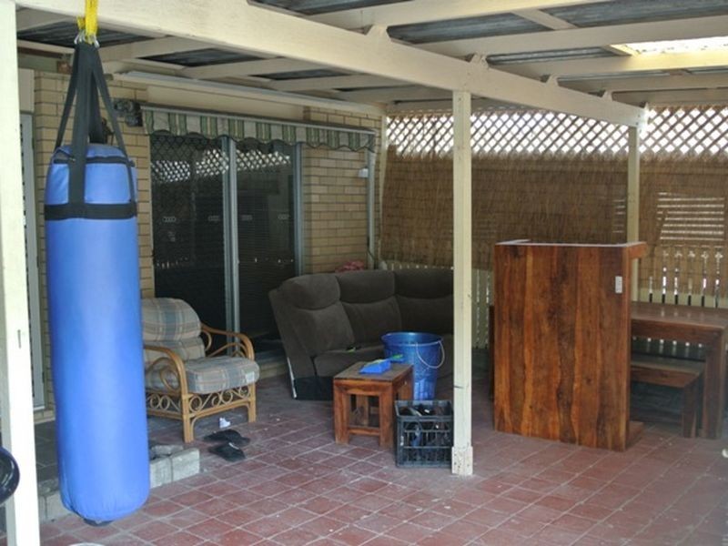 2/3 Bruce Road, Woodridge QLD 4114
