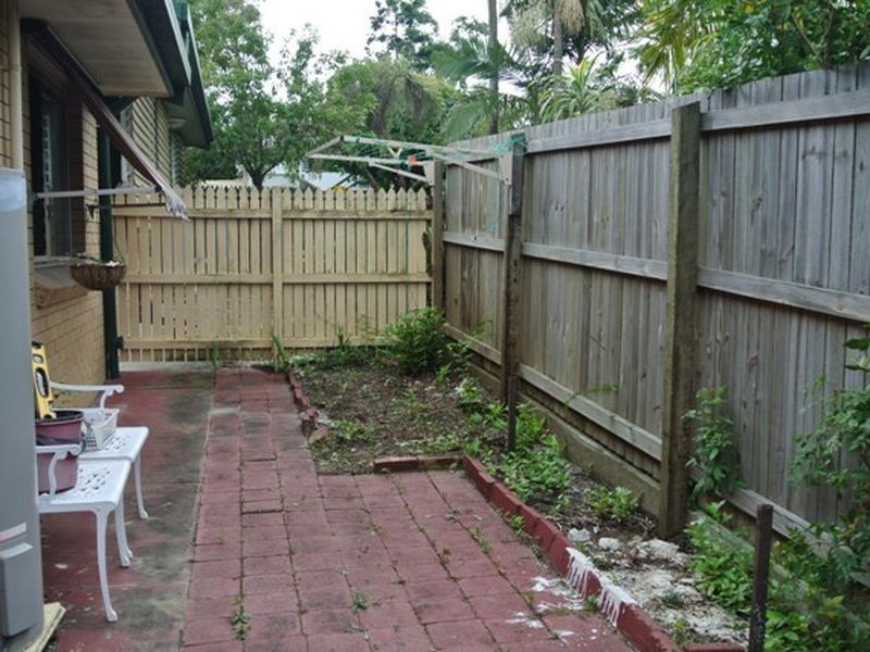 2/3 Bruce Road, Woodridge QLD 4114