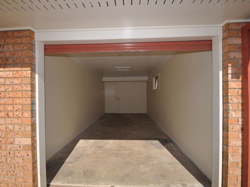 10 Shiraz Court, Kingston QLD 4114
