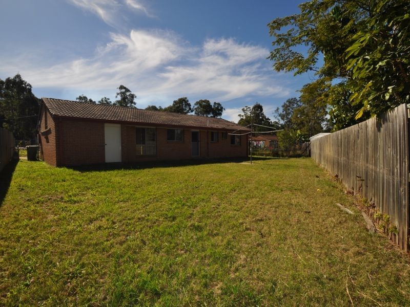 10 Shiraz Court, Kingston QLD 4114