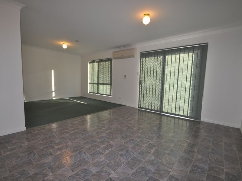 9 Liao Court, Crestmead QLD 4132