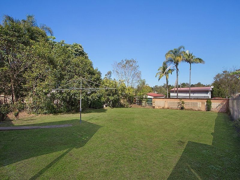 11 Finlay Street, Slacks Creek QLD 4127