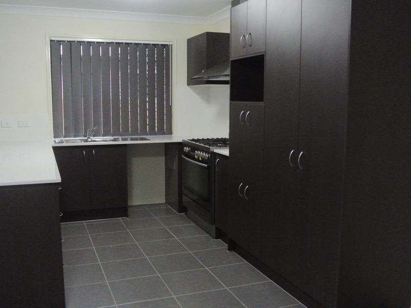 64 Cobblestone Avenue, Logan Reserve QLD 4133