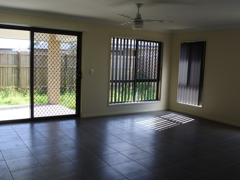 64 Cobblestone Avenue, Logan Reserve QLD 4133