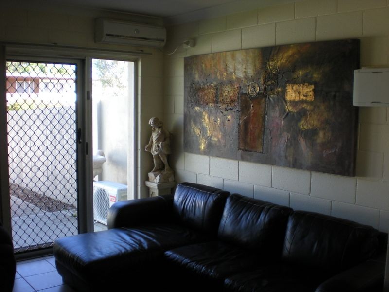4/71 Ellen Street, Logan Central QLD 4114