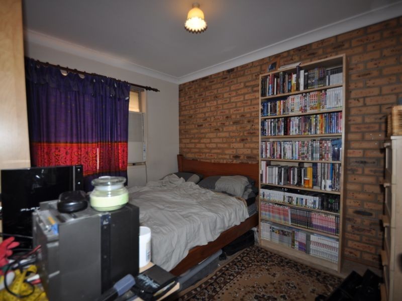 4/38 Charles Avenue, Logan Central QLD 4114