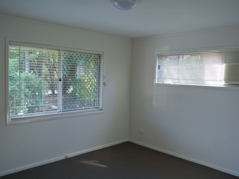 8 Gidgee Street, Kingston QLD 4114