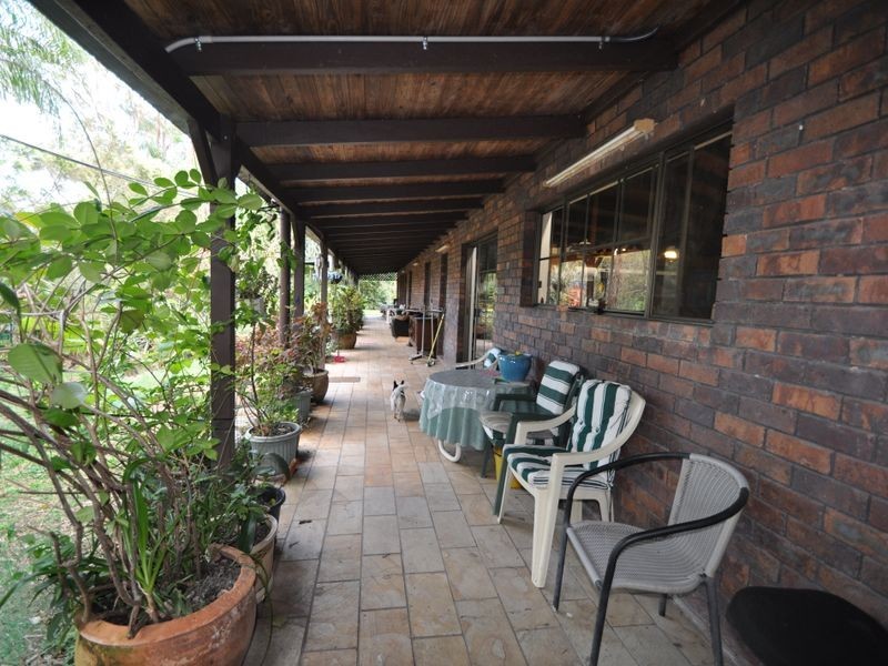 192 Dennis Road, Springwood QLD 4127