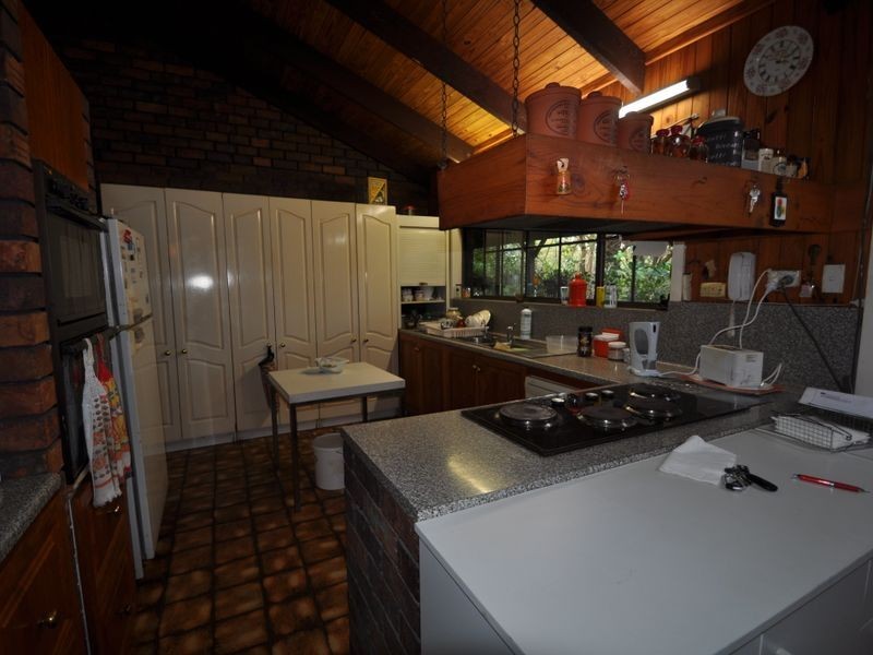 192 Dennis Road, Springwood QLD 4127