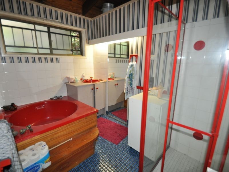 192 Dennis Road, Springwood QLD 4127